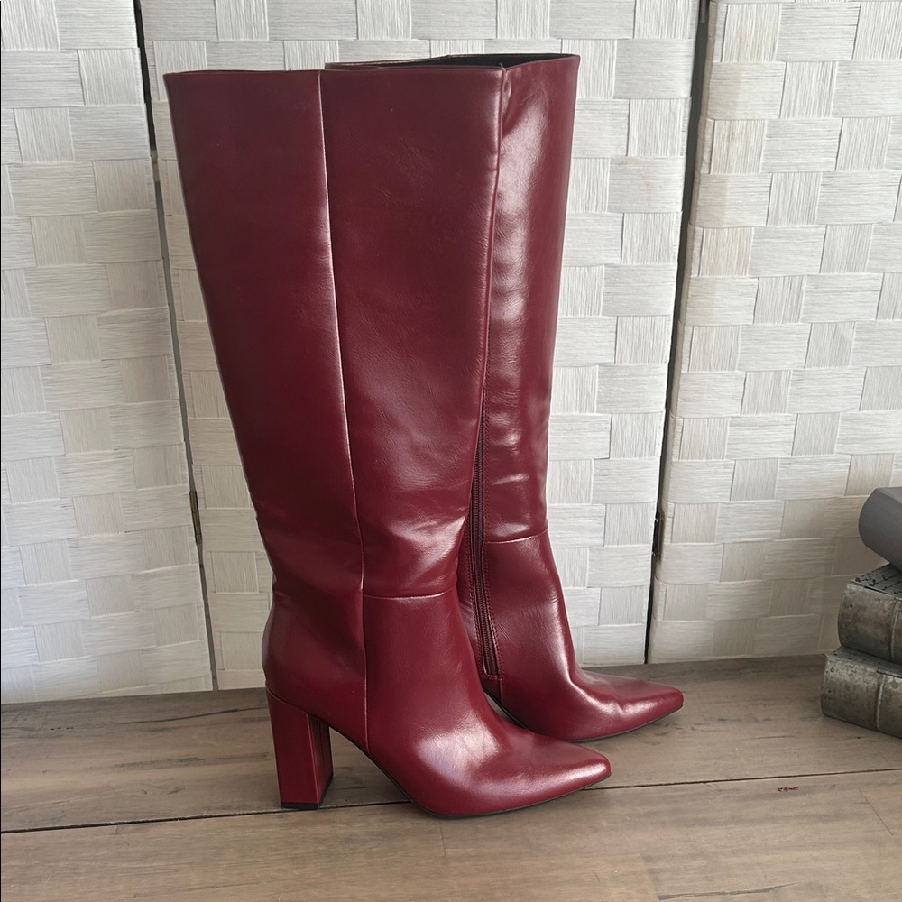 Women's Tall Pointed-Toe Block Heel Leather Boots - Burgundy - Picture 6 of 9